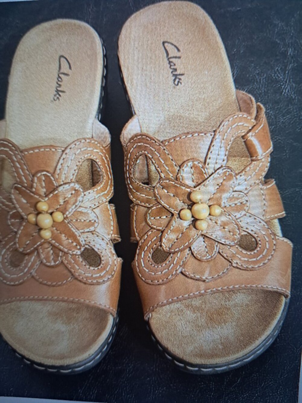 Clarks Lexi Slide Leather Strappy Dark Tan Size 9.5M Sandal - Picture 2 of 8